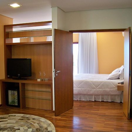 Ramada By Wyndham Furnaspark Formiga Εξωτερικό φωτογραφία