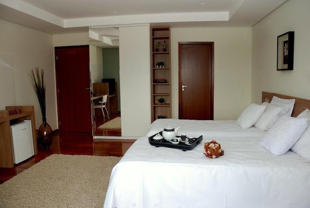 Ramada By Wyndham Furnaspark Formiga Εξωτερικό φωτογραφία