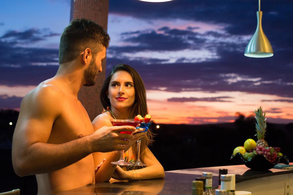 Ramada By Wyndham Furnaspark Formiga Εξωτερικό φωτογραφία