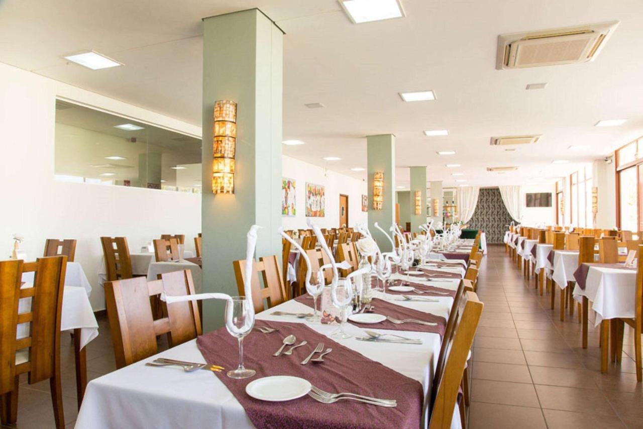 Ramada By Wyndham Furnaspark Formiga Εξωτερικό φωτογραφία