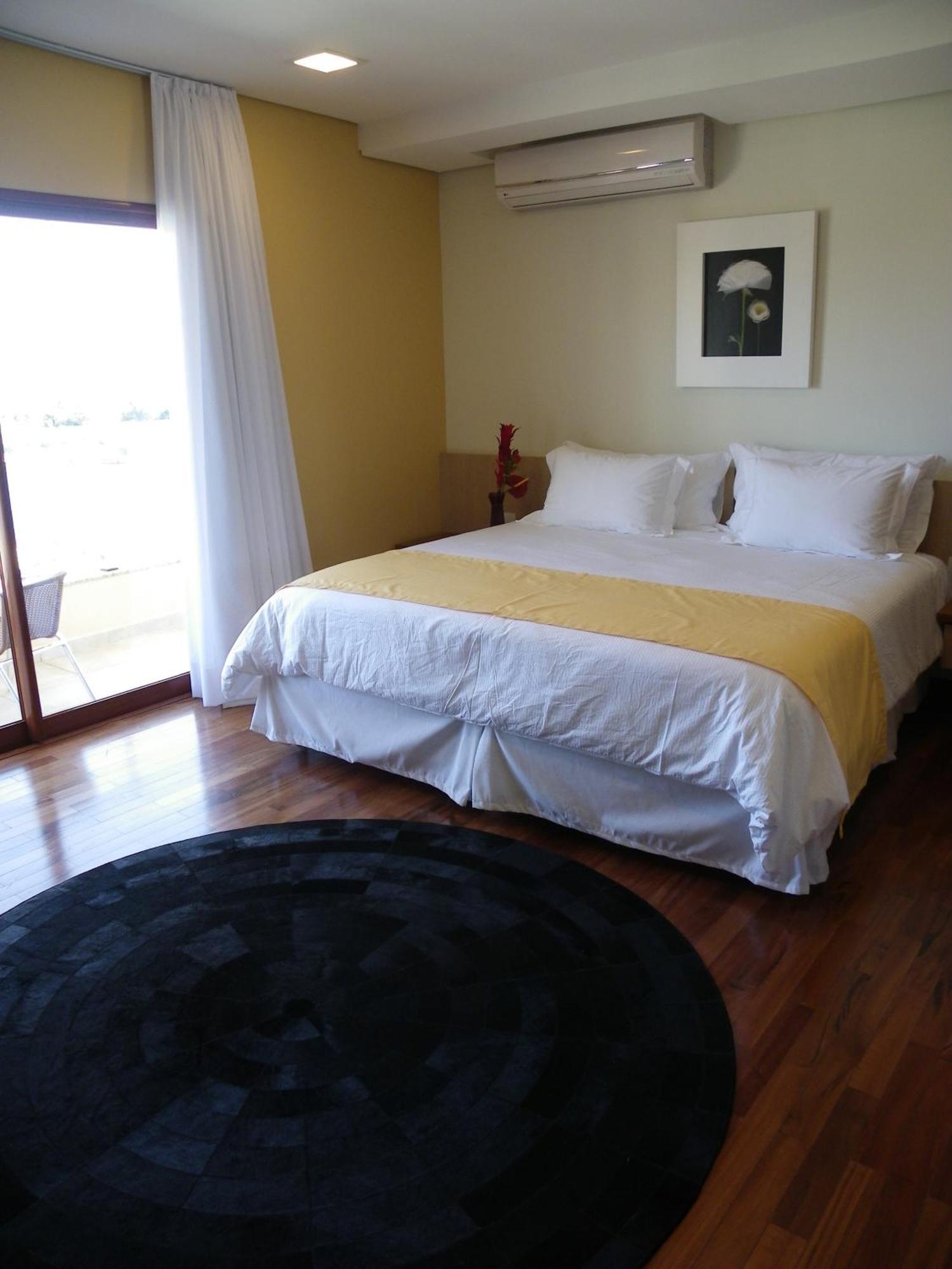 Ramada By Wyndham Furnaspark Formiga Εξωτερικό φωτογραφία