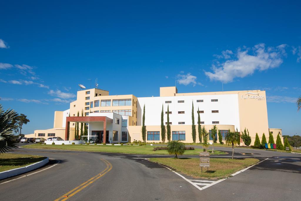 Ramada By Wyndham Furnaspark Formiga Εξωτερικό φωτογραφία